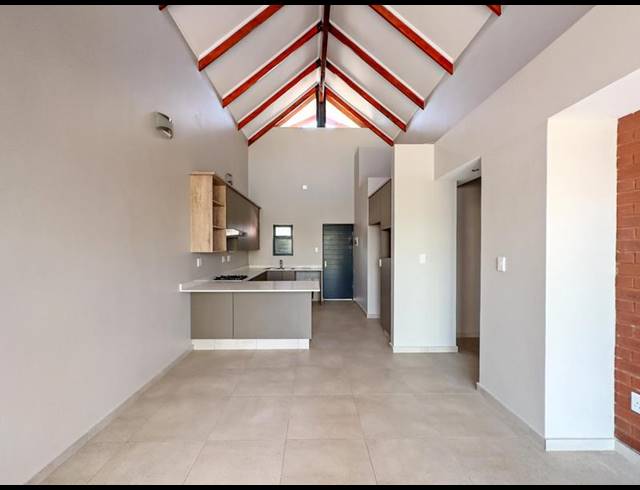 2 BEDROOM APARTMENT FOR SALE IN MENLO PARK